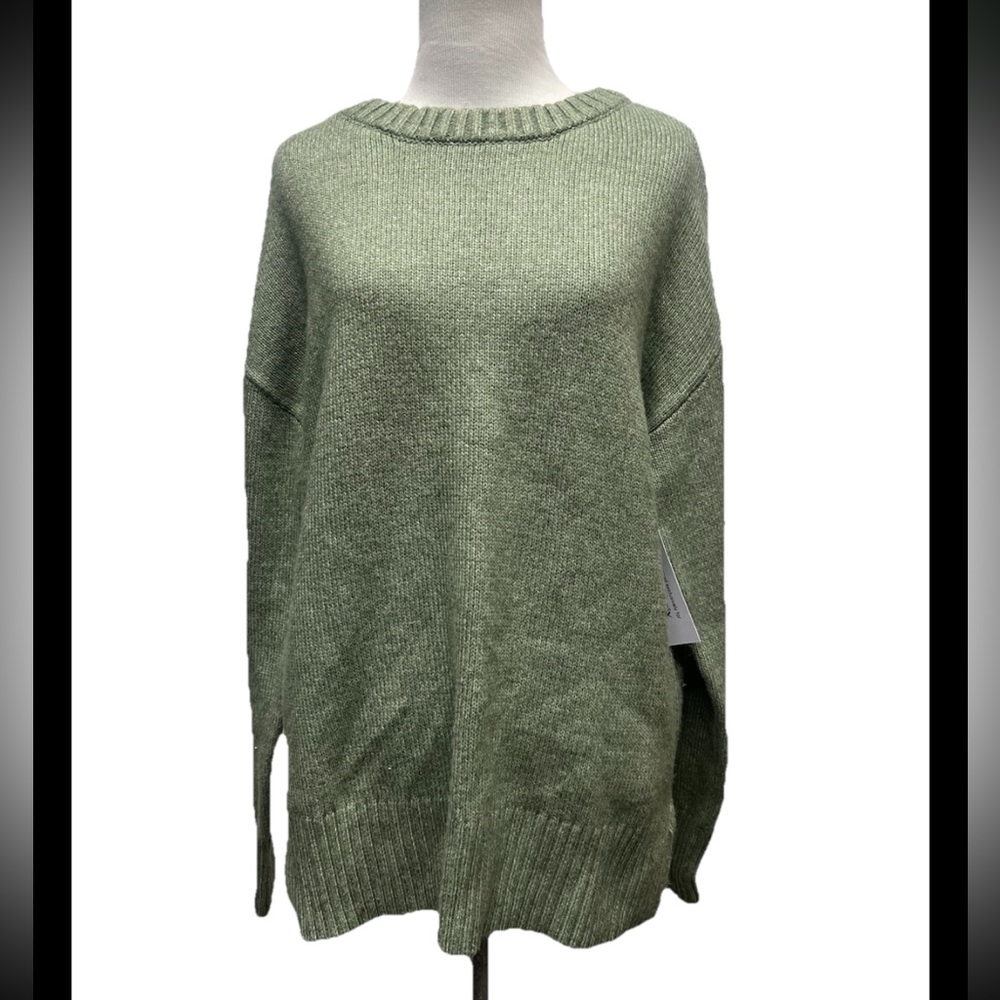 Love Ellie Stitch Fix Milli Green Crewneck Sweater Size M